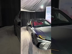 도요타 캠리 4도어 5석 세단 여행 필수 오일 전기 하이브리드 자동차 캠리 2024